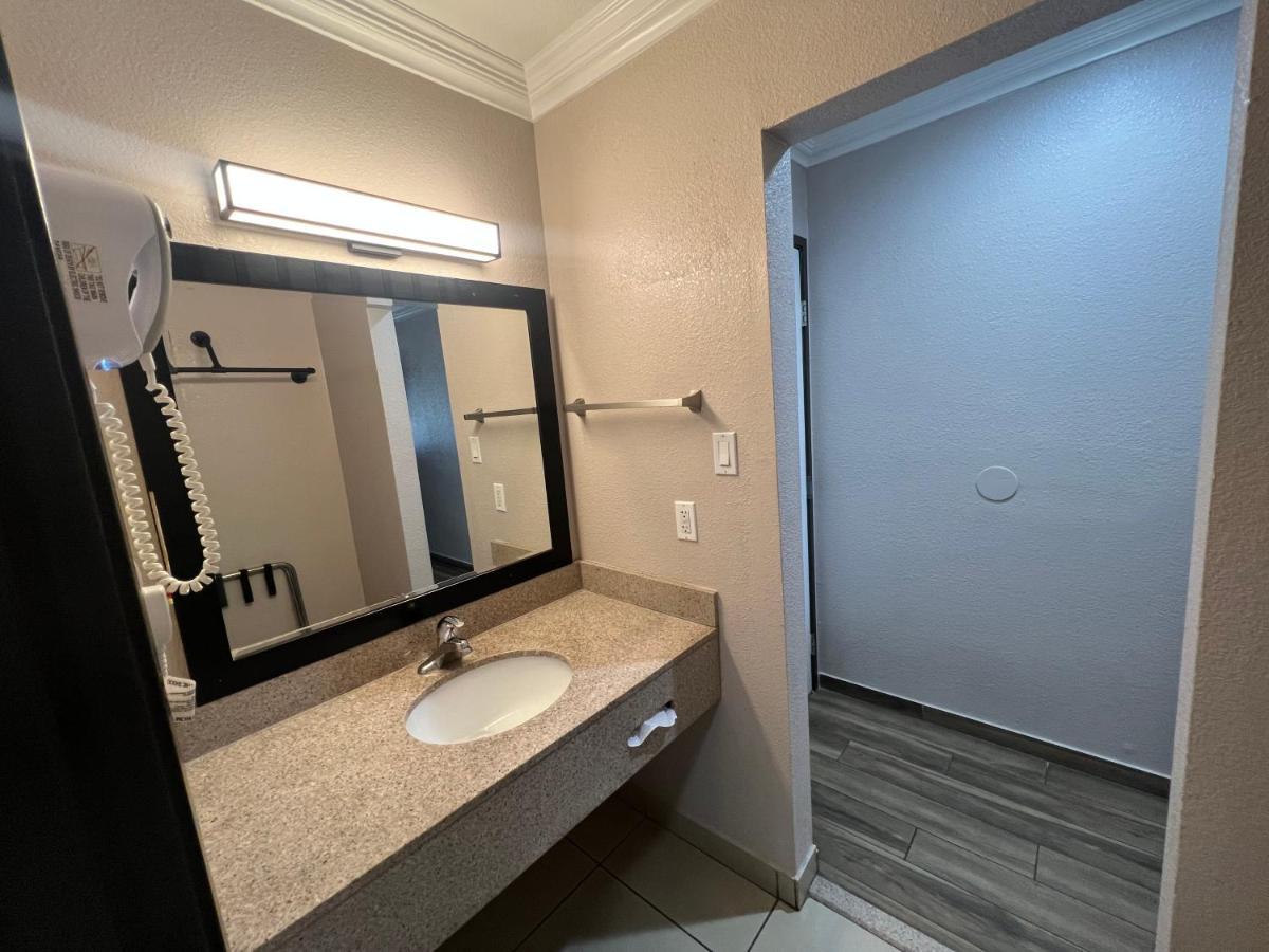 Studio 6 Suites Mesa Az Near Downtown & Sloan Park Exterior foto