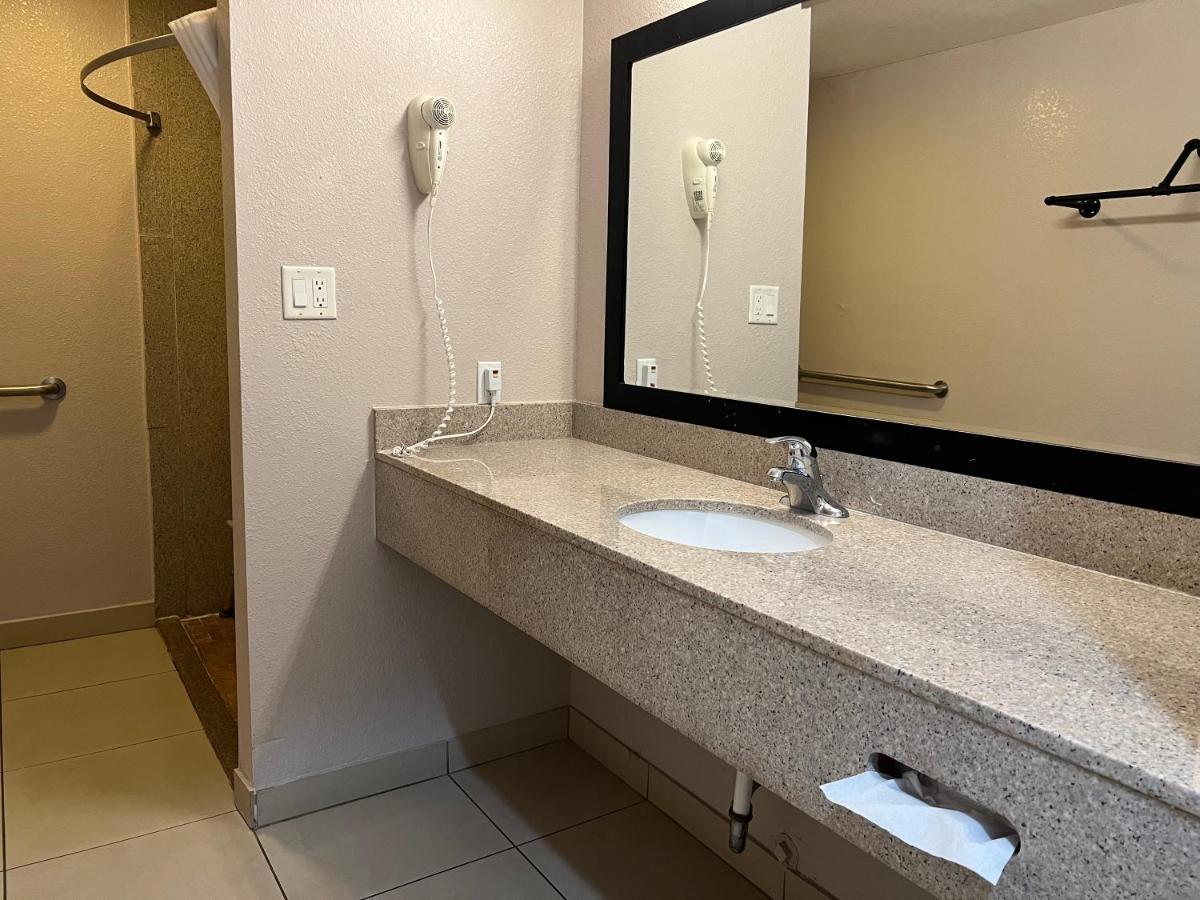 Studio 6 Suites Mesa Az Near Downtown & Sloan Park Exterior foto