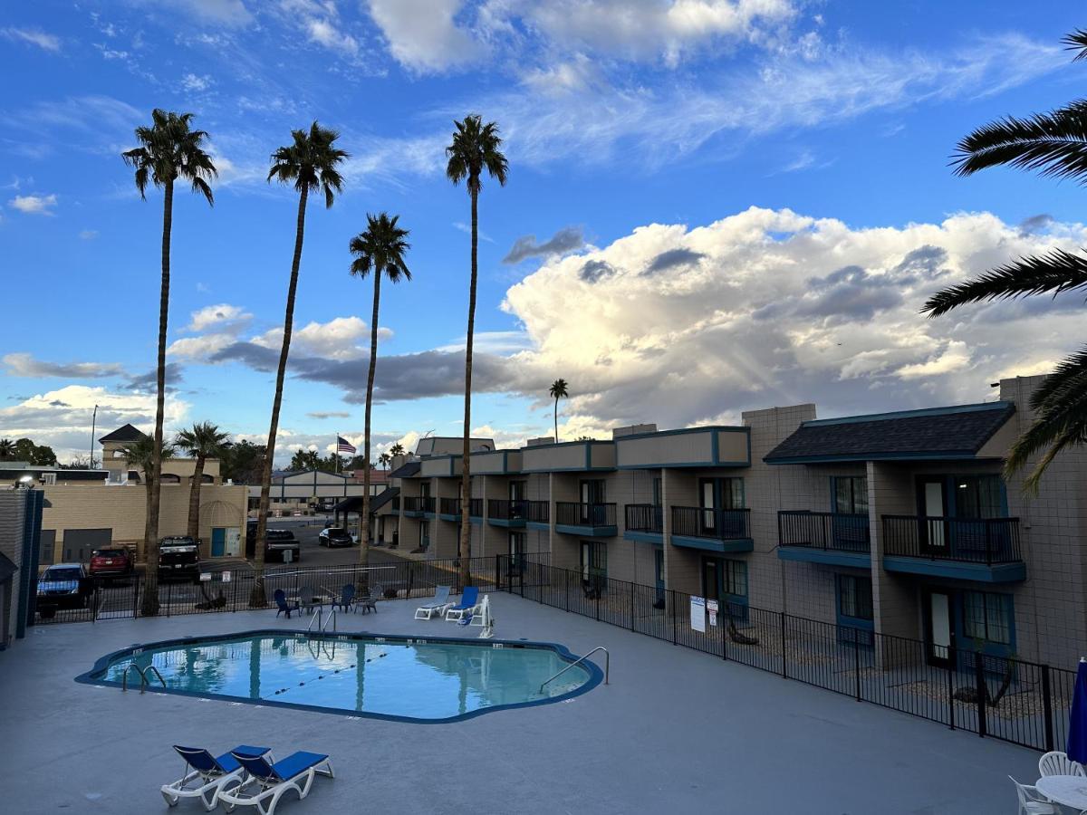Studio 6 Suites Mesa Az Near Downtown & Sloan Park Exterior foto