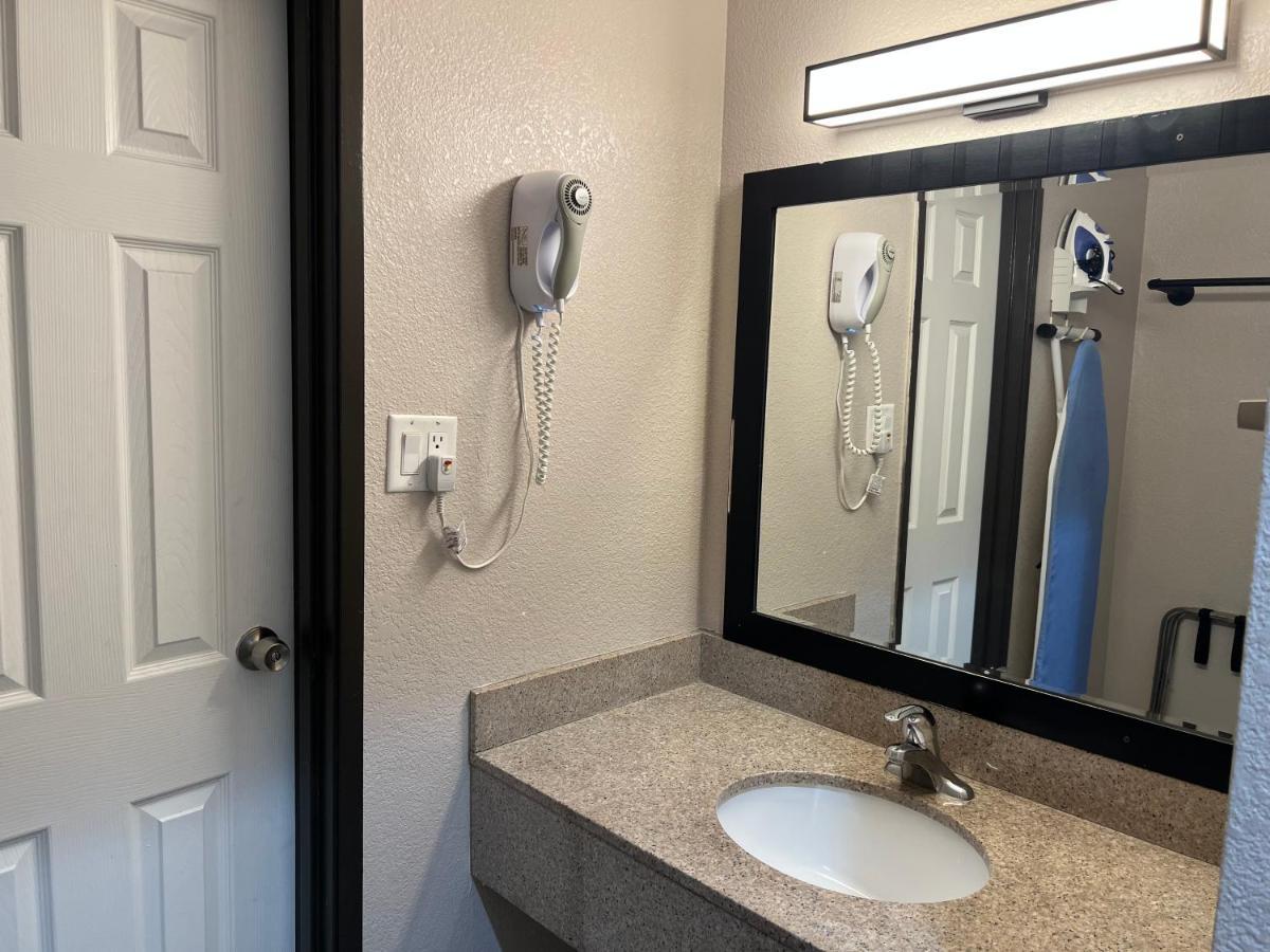 Studio 6 Suites Mesa Az Near Downtown & Sloan Park Exterior foto