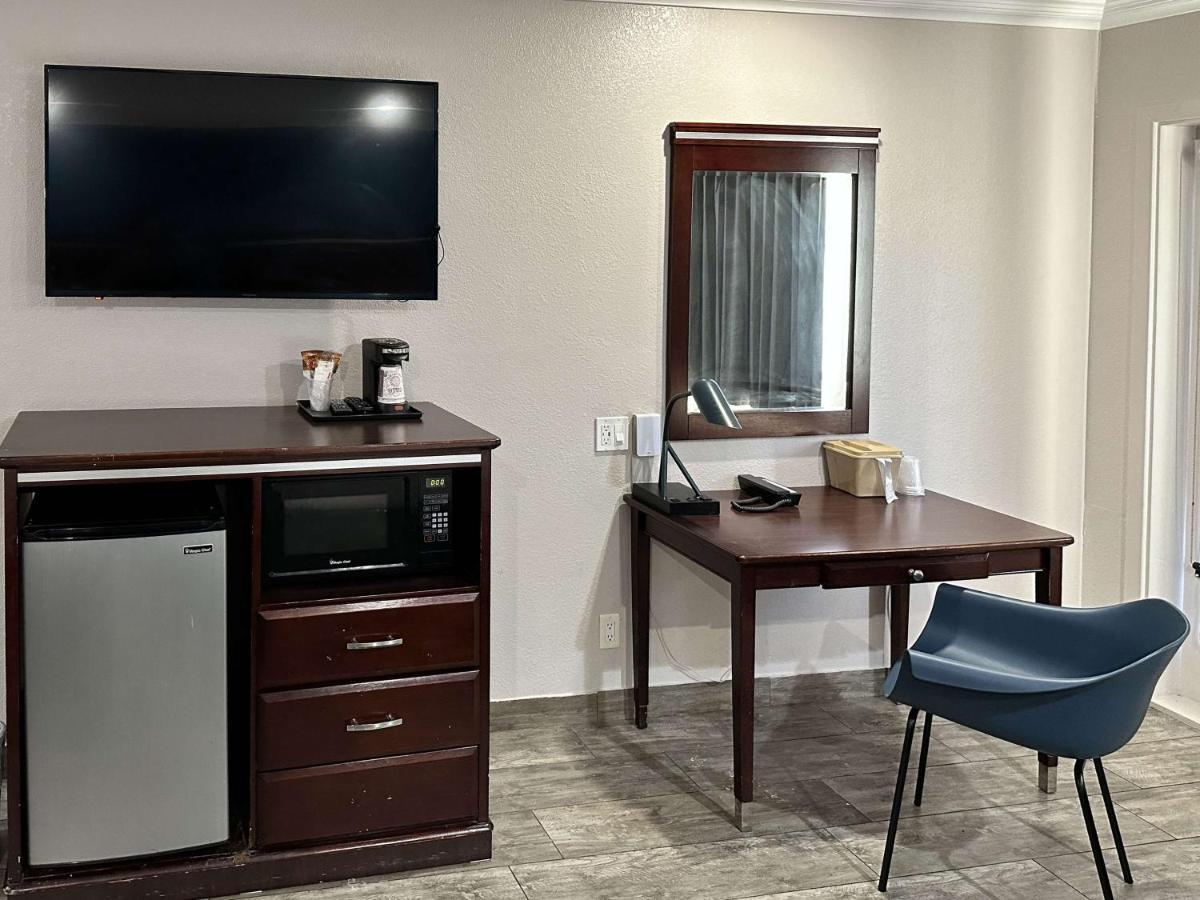 Studio 6 Suites Mesa Az Near Downtown & Sloan Park Exterior foto