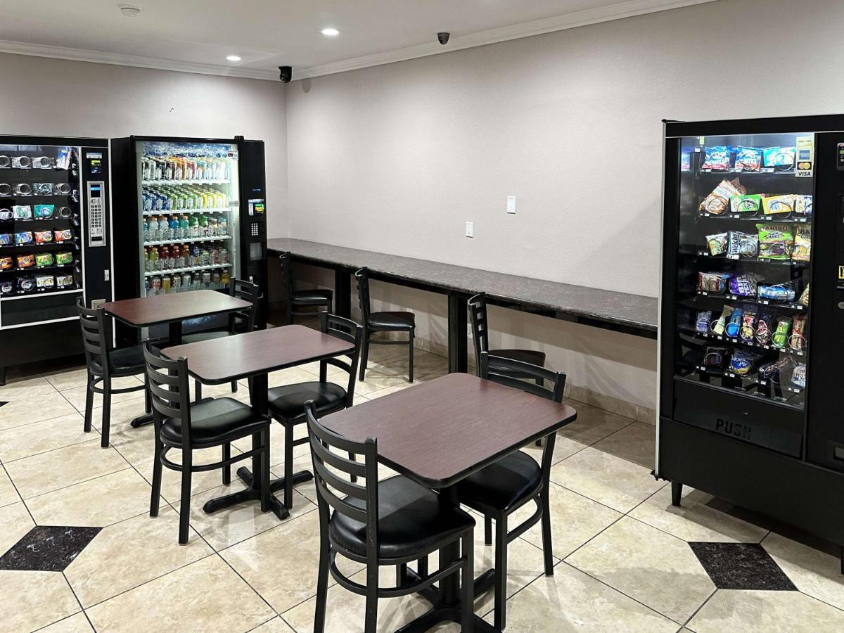Studio 6 Suites Mesa Az Near Downtown & Sloan Park Exterior foto